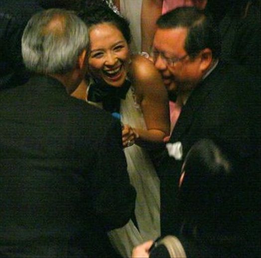 刘嘉玲陪富商 揭秘<em>娱乐圈女星陪酒</em>献媚潜规则