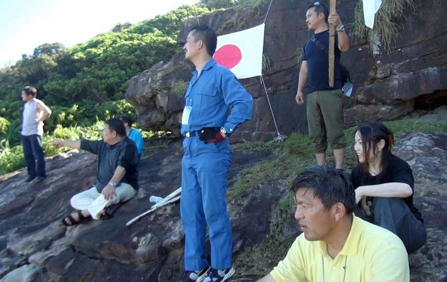 日本右翼分子登钓鱼岛细节照片披露 含一女性 -新闻频道-和讯网