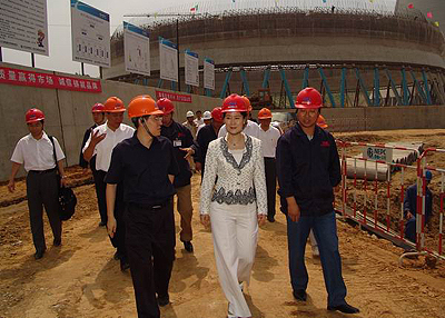 组图:红二代<em>电力一姐</em><em>李小琳</em>的奢华时尚经-奢