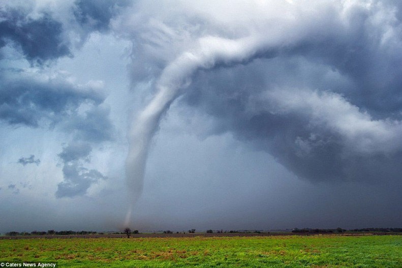 美国风暴猎人追风十年:绝美震撼的风暴特写(组图)-新闻频道-和讯网