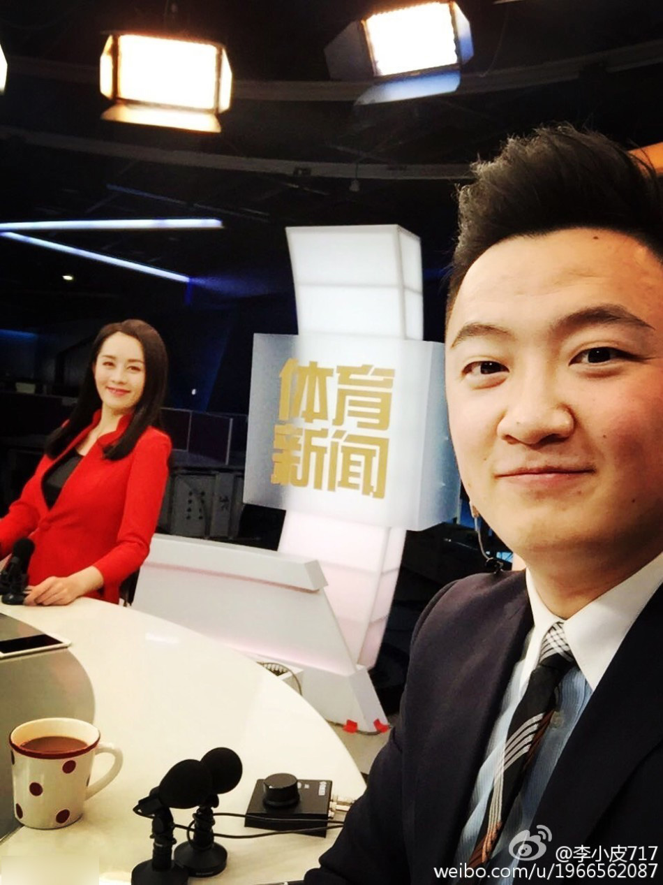 <em>央视</em>体育<em>女主播走红</em> 外表靓丽私照粉嫩甜美(组