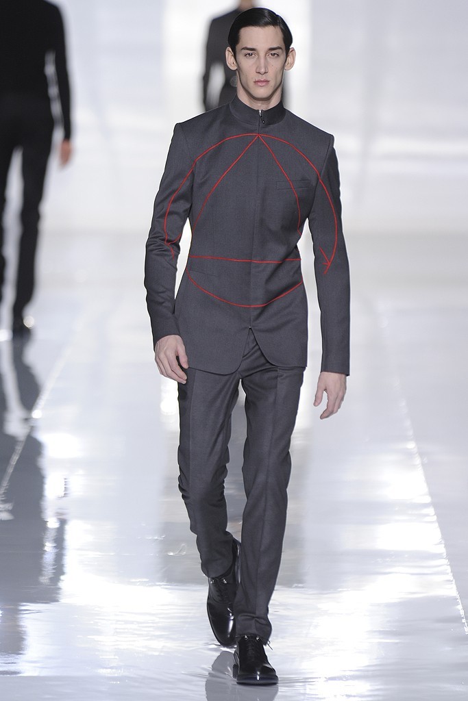 高清组图:dior homme 2013秋冬男装 黑白运动风(11/38)