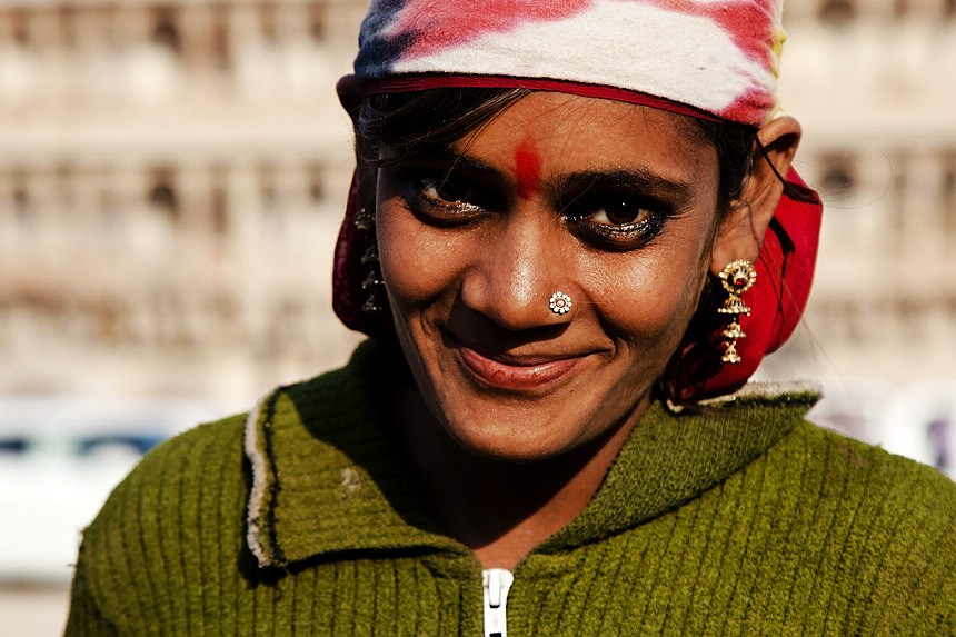 贫富悬殊印度贵族婚礼vs穷苦百姓