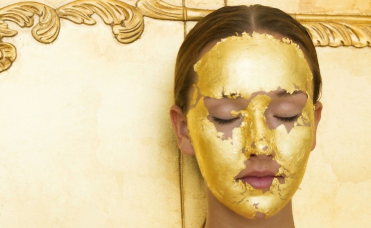 9,黄金面膜  每个1000美元,两个小时一张面膜要1000美元,200年日本