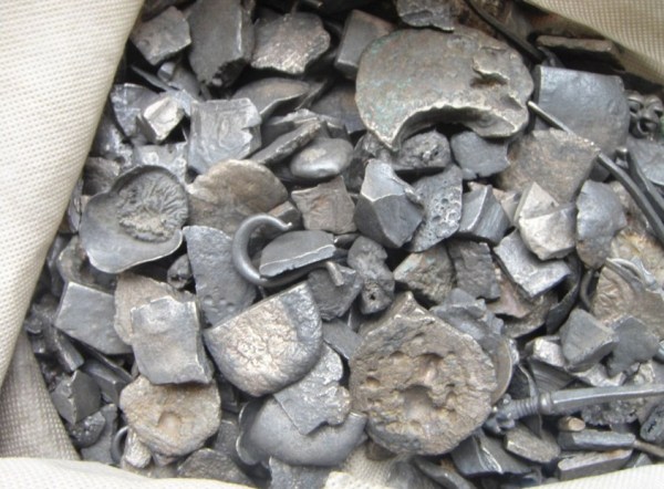 100元人民币在古代值多少钱:可交半年房租