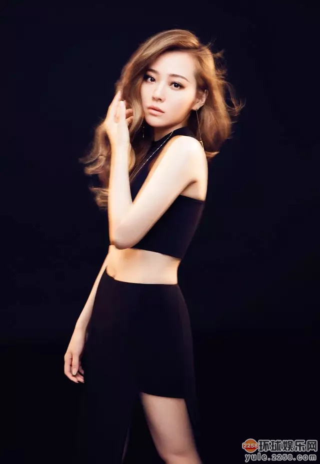 组图:十年后的今天 2005 届"超女"十强都在做什么